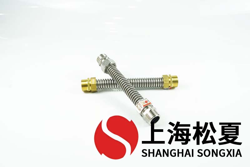 哪些因素會影響空調(diào)金屬軟管的位移補償性能？